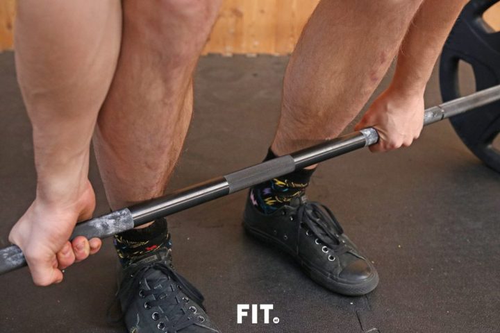 mixed-grip-deadlift