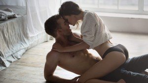 Onderzoek: gelukkiger door meer sex?