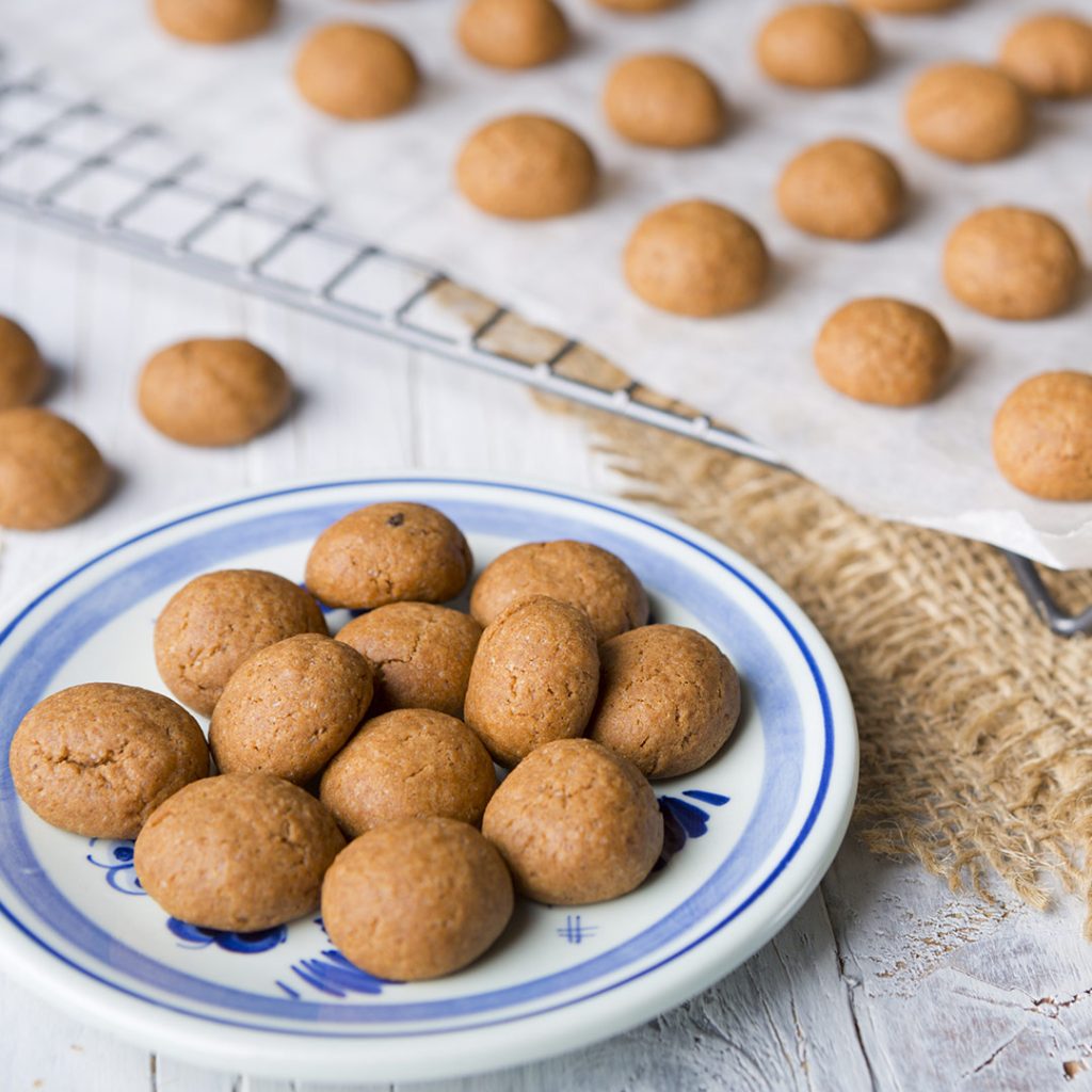 Zelfgemaakte kruidnoten