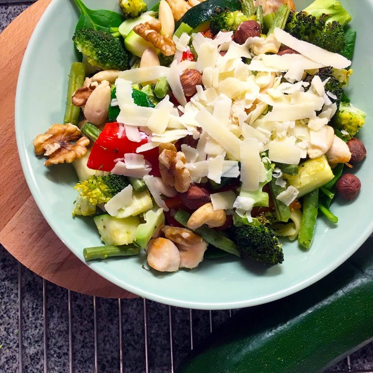 Pasta kip pesto met groene groenten