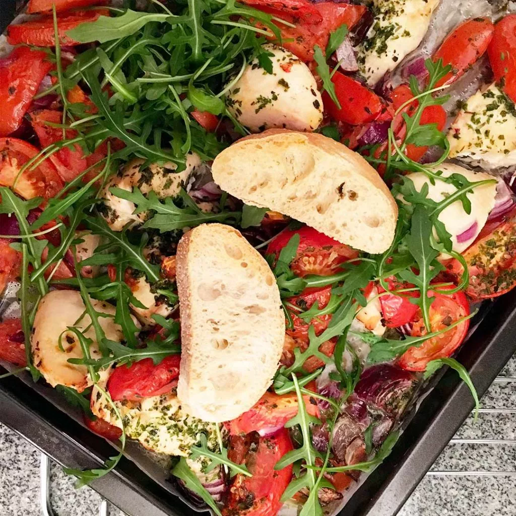 Ciabatta met kip en tomaat uit de oven