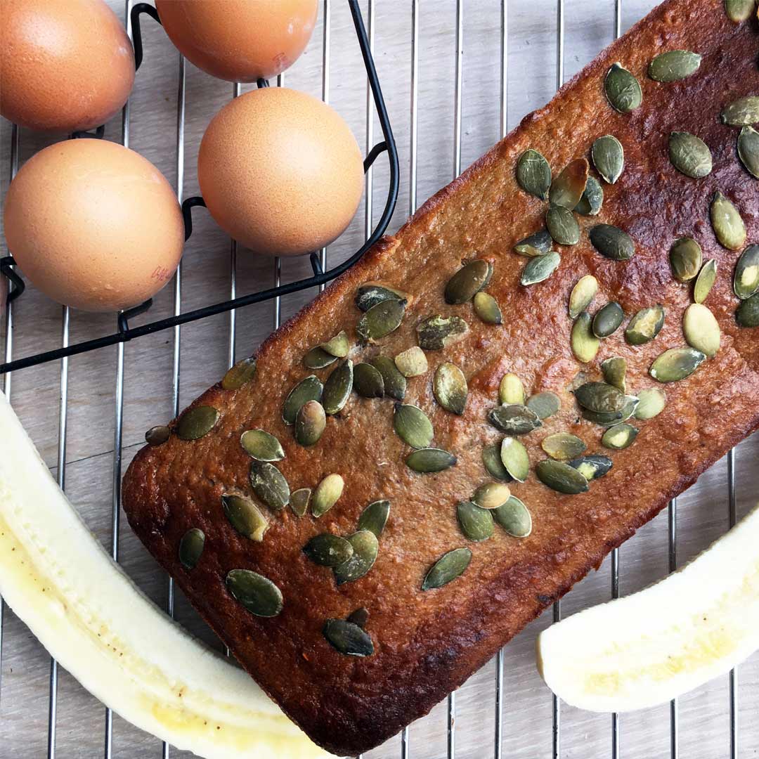 Bananenbrood-met-pompoenpitten