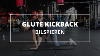 glute-kickback
