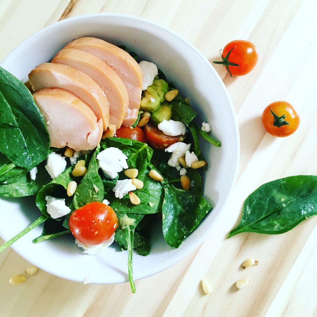 Babyspinazie salade met geitenkaas