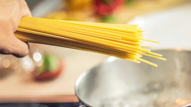 pasta-verdraaien