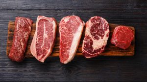 Zitten er in ons vlees veel kankerverwekkende hormonen?