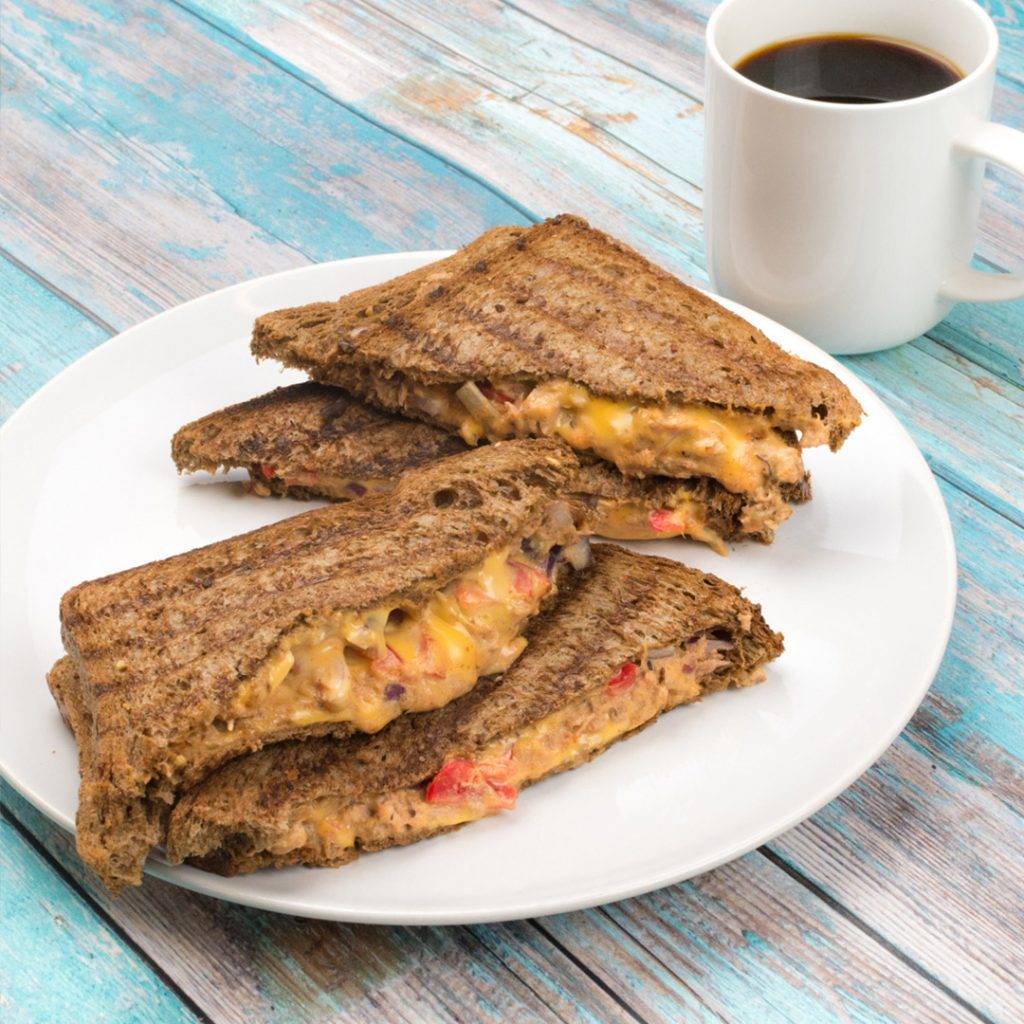 Tosti tonijn en kaas