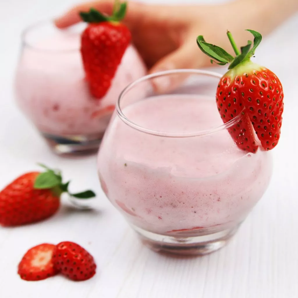 Luchtige aardbeienmousse