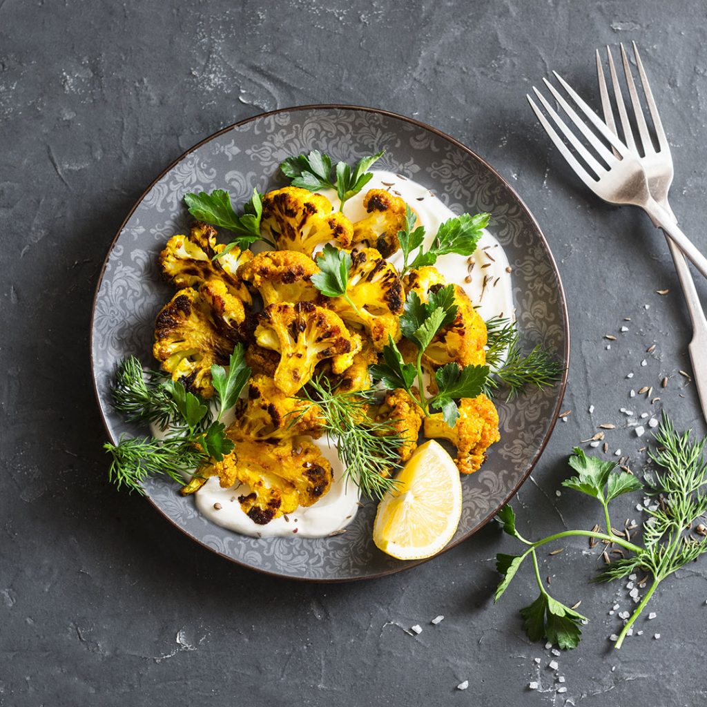 Geroosterde bloemkool met kurkuma