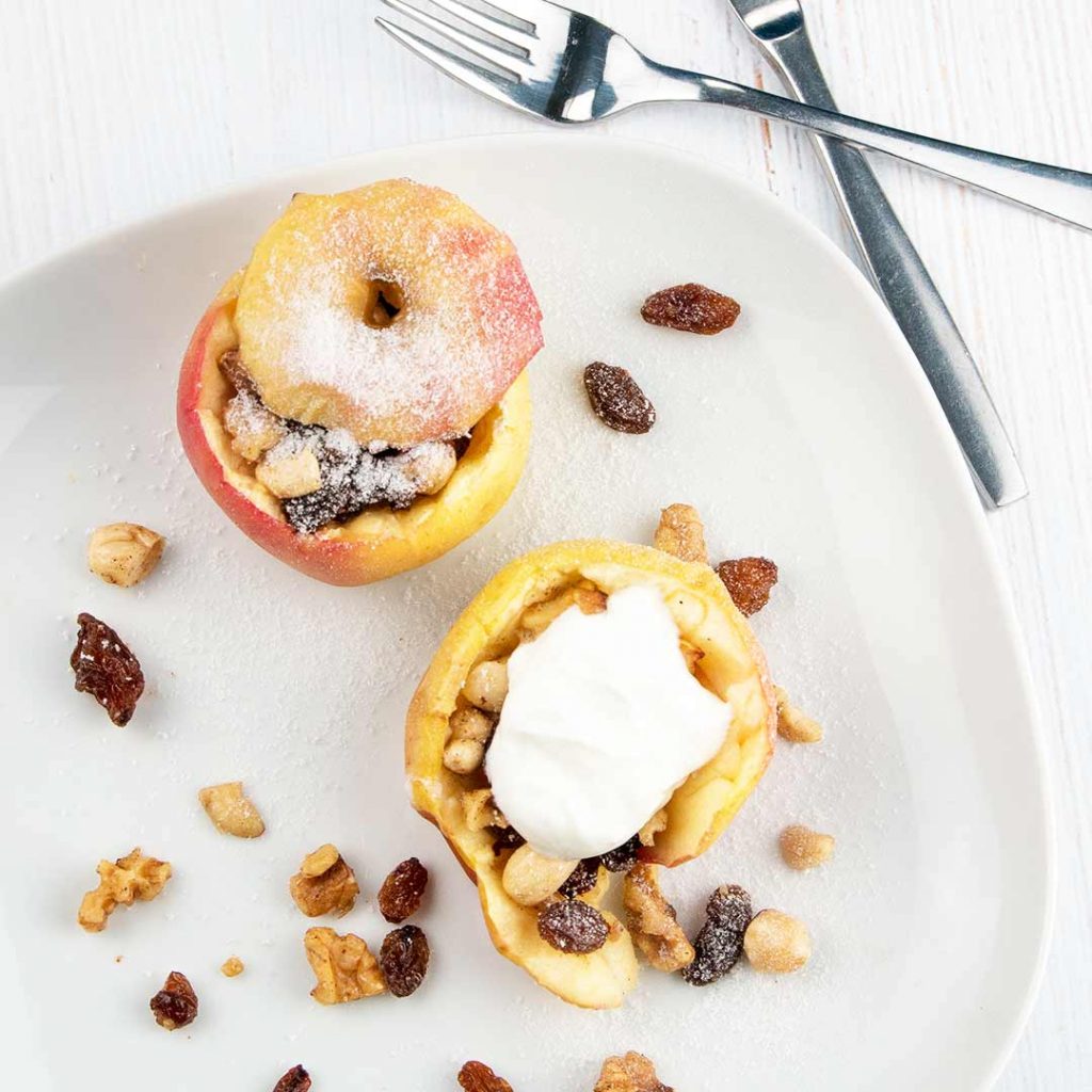 Gevulde appeltjes met noten