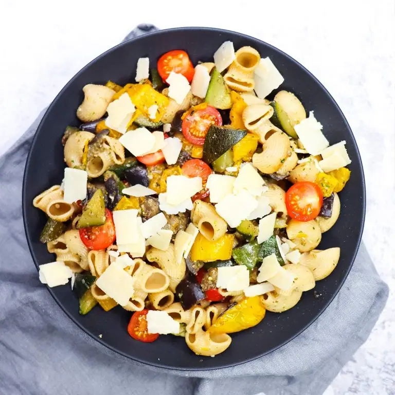 Mediterraanse pasta met pesto