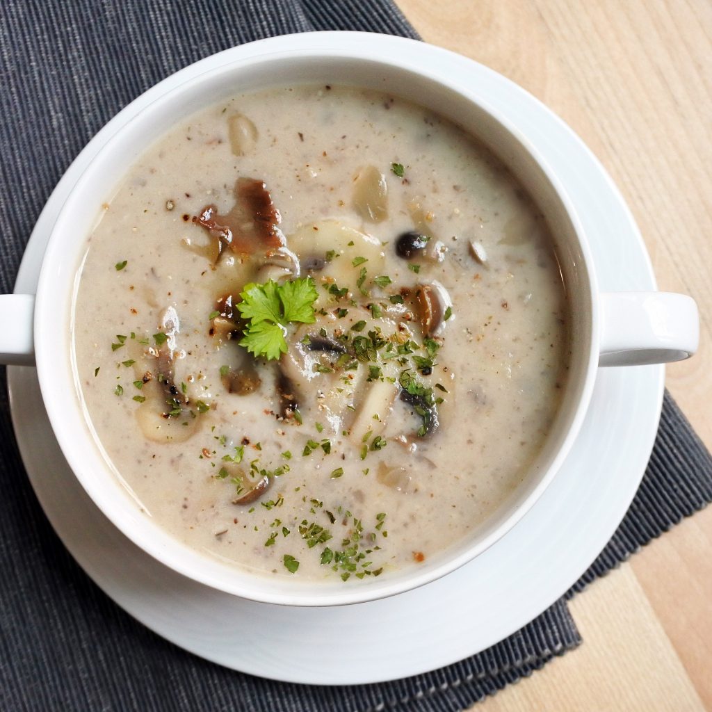 Eiwitrijke champignonsoep