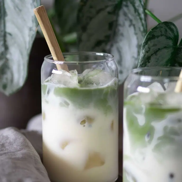 Matcha protein latte