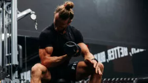 cheated-bicep-curl