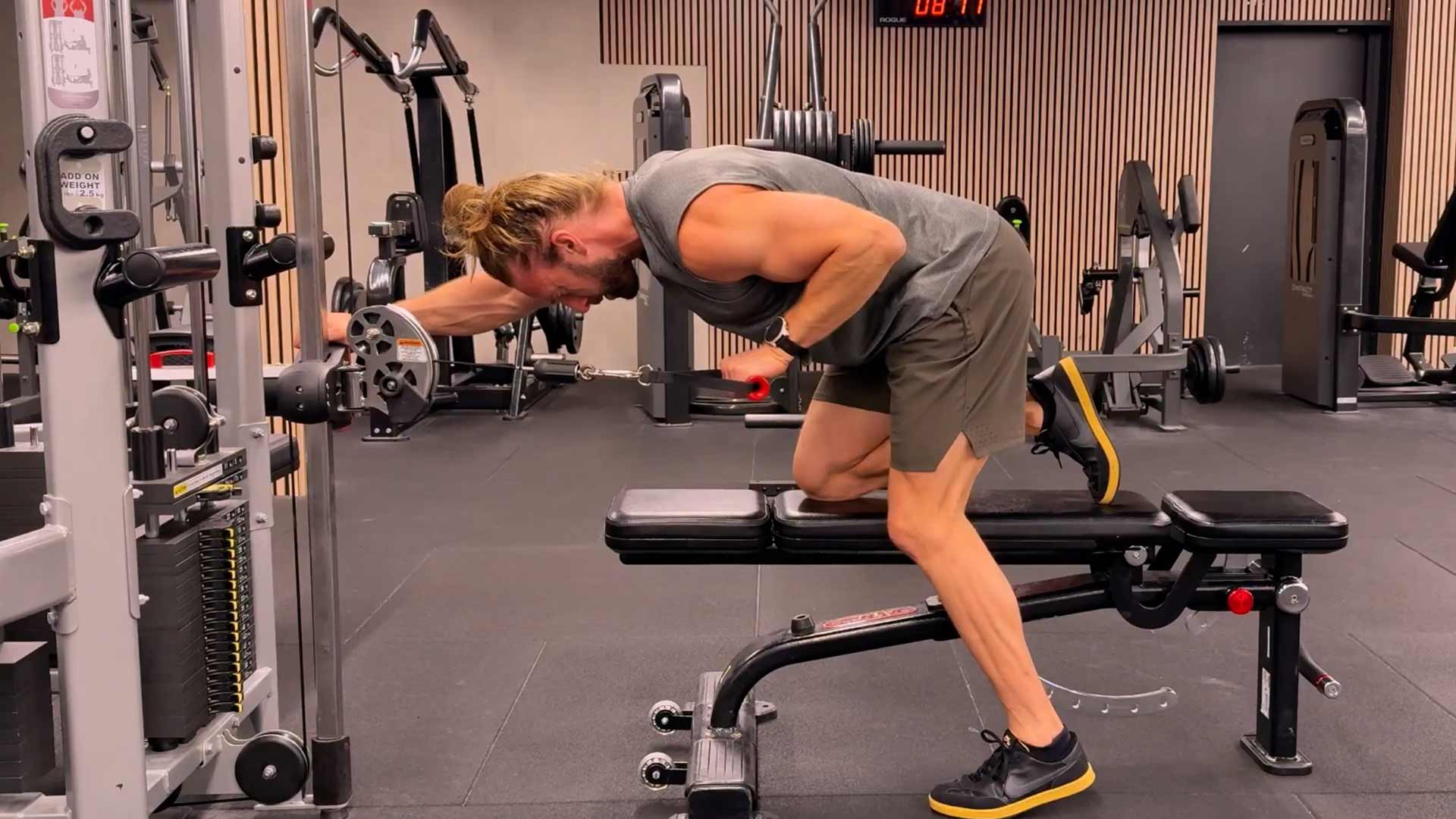 cable-triceps-extension-uitleg