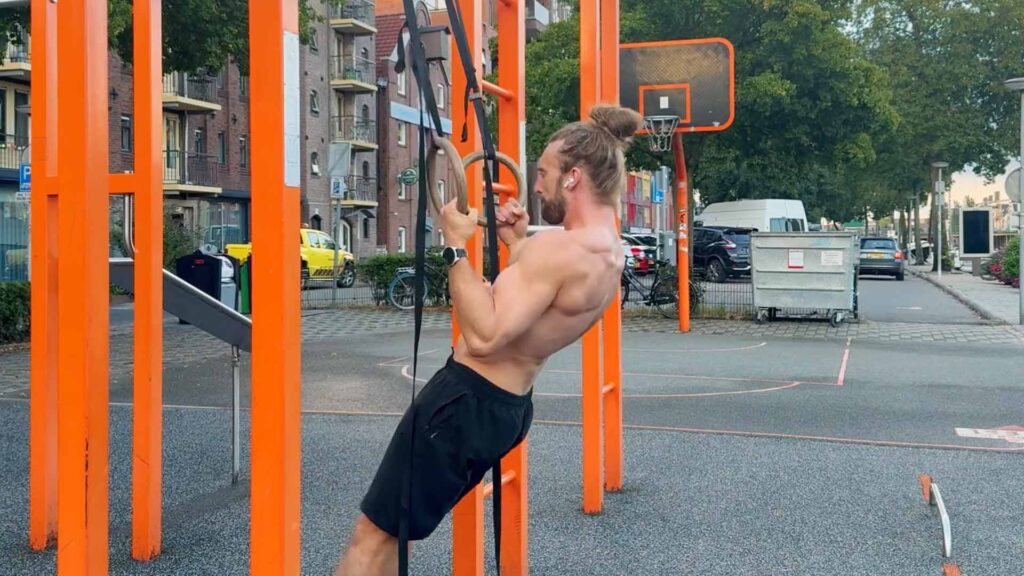 ring-bicep-curl-uitleg