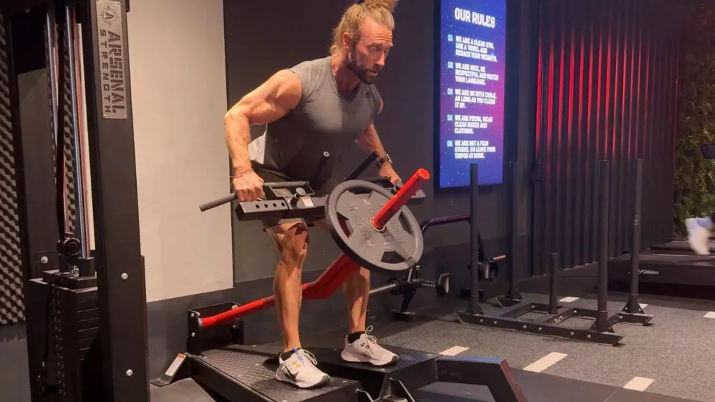 standing-t-bar-row
